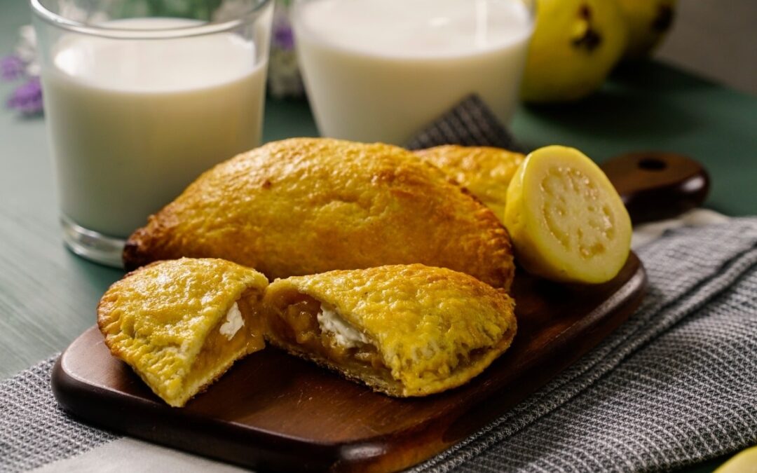 EMPANADAS DE GUAYABA CON QUESO